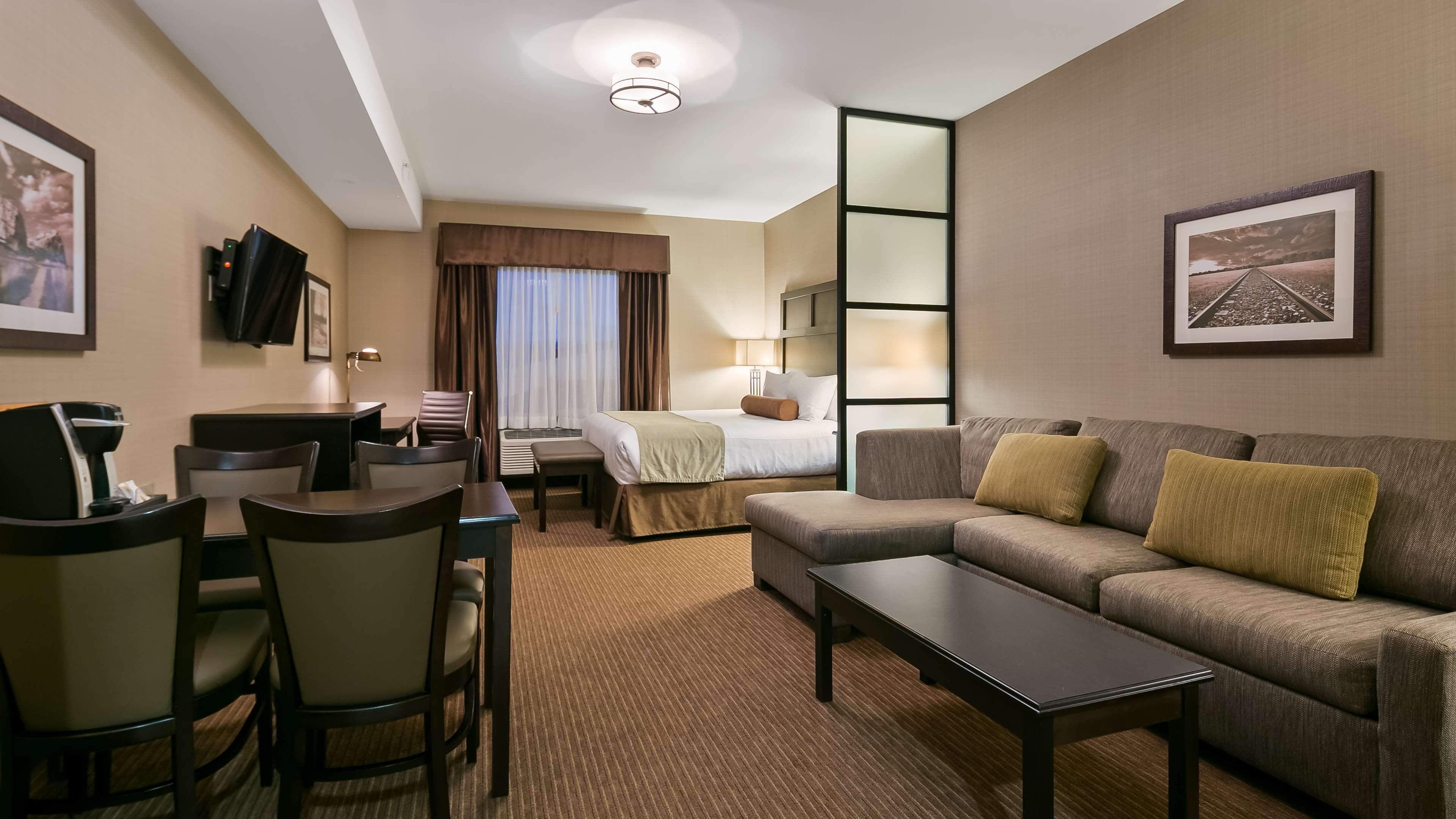 Best Western Plus Okotoks Inn & Suites Kültér fotó