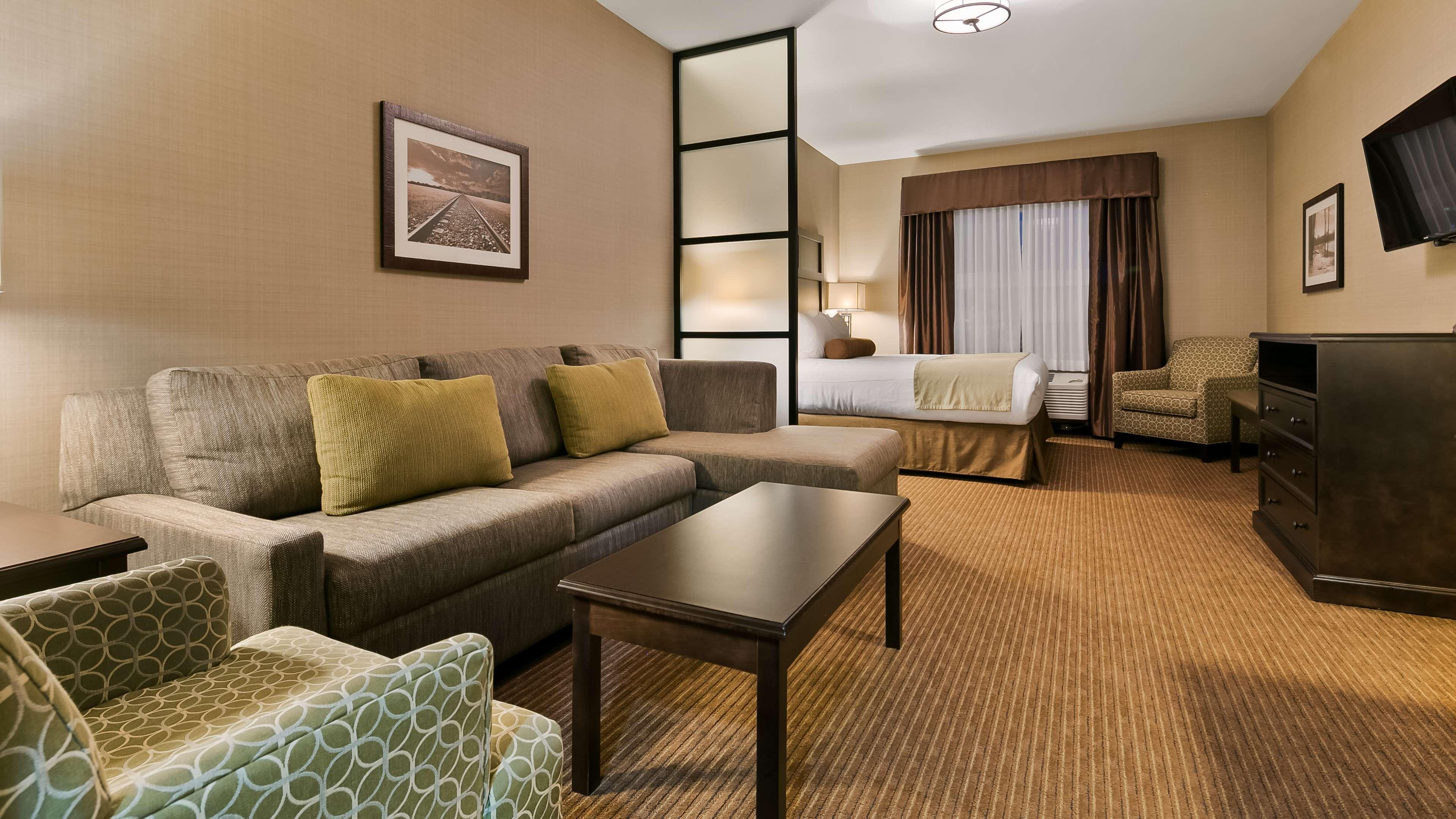 Best Western Plus Okotoks Inn & Suites Kültér fotó