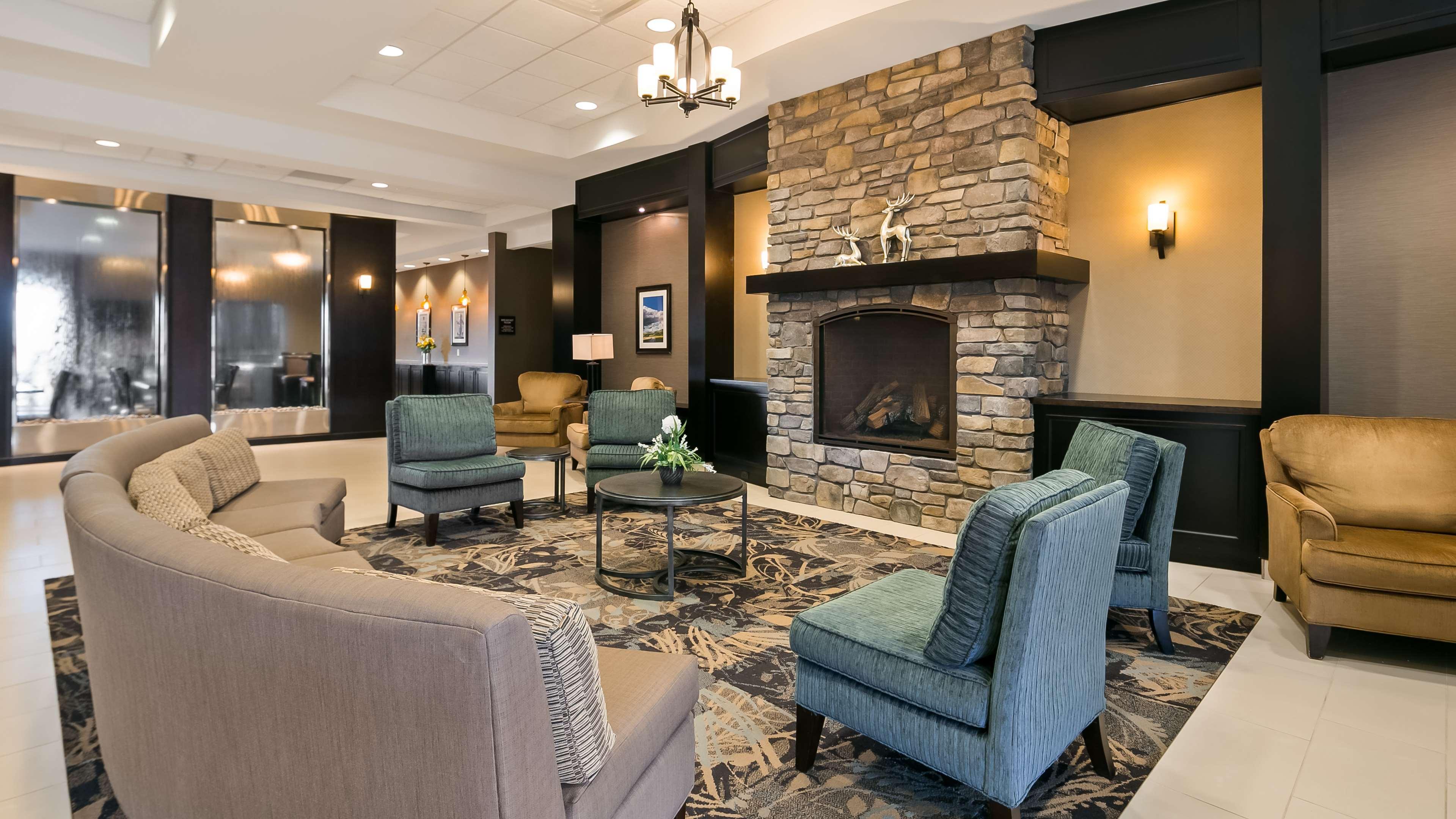 Best Western Plus Okotoks Inn & Suites Kültér fotó