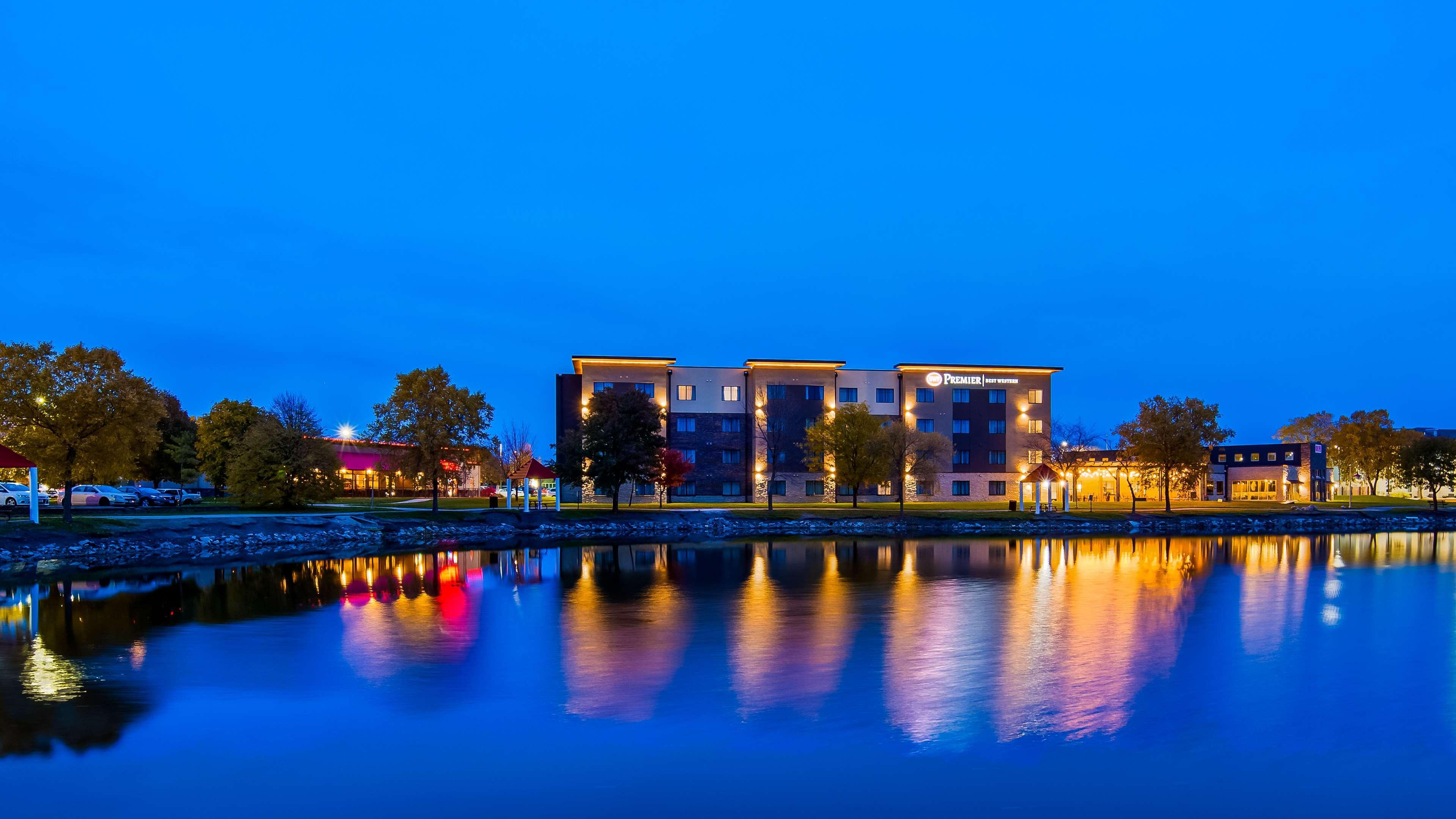 Best Western Plus Okotoks Inn & Suites Kültér fotó