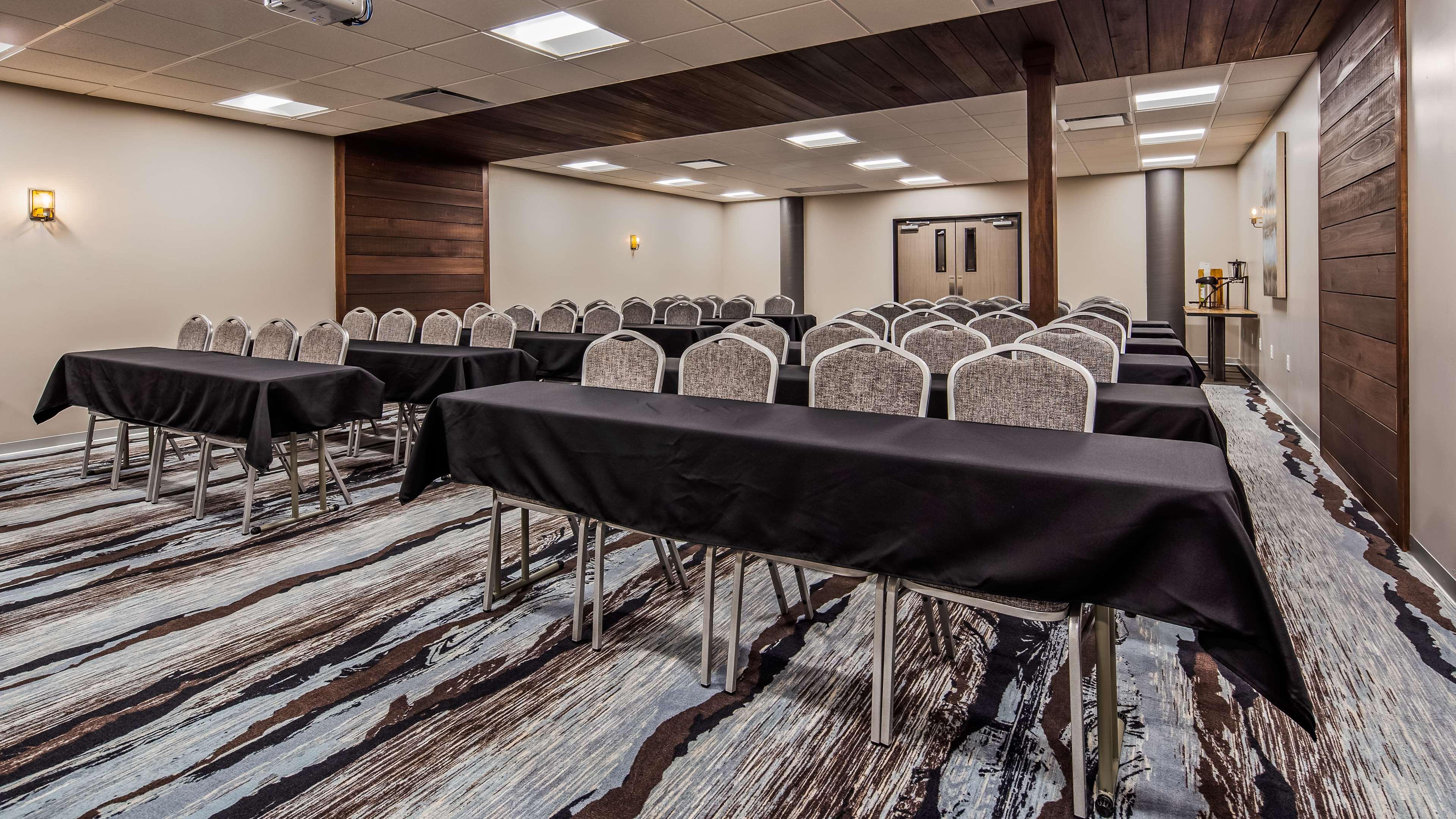 Best Western Plus Okotoks Inn & Suites Kültér fotó